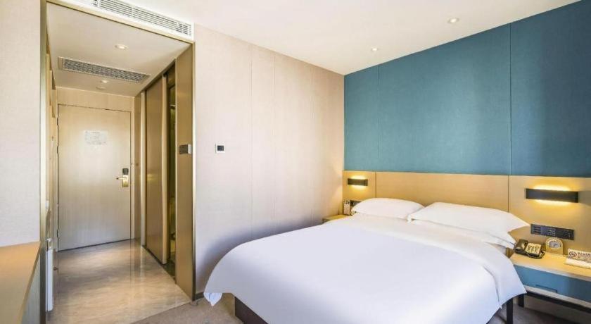 Beijing Ruyi Business Hotel Exterior photo